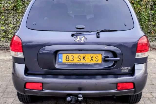 Hyundai Santa Fe (2006) thumbnail 4