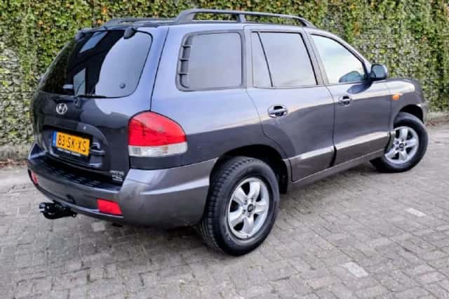 Hyundai Santa Fe (2006) thumbnail 5