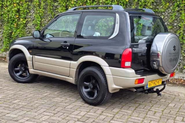 Suzuki Grand Vitara (2002) thumbnail 4