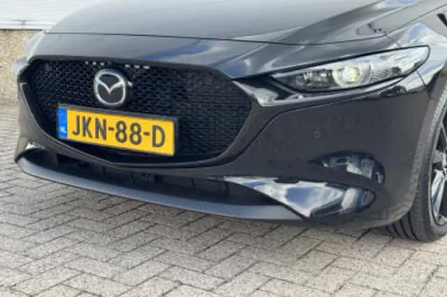 Mazda 3 (2025) thumbnail 4