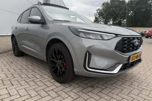 Ford Kuga (2026) thumbnail 3