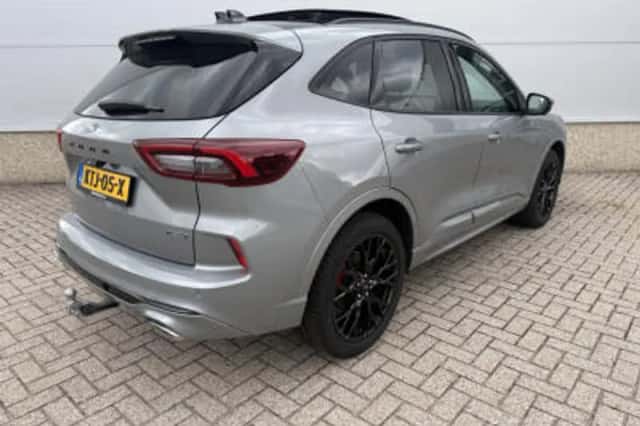 Ford Kuga (2026) thumbnail 5