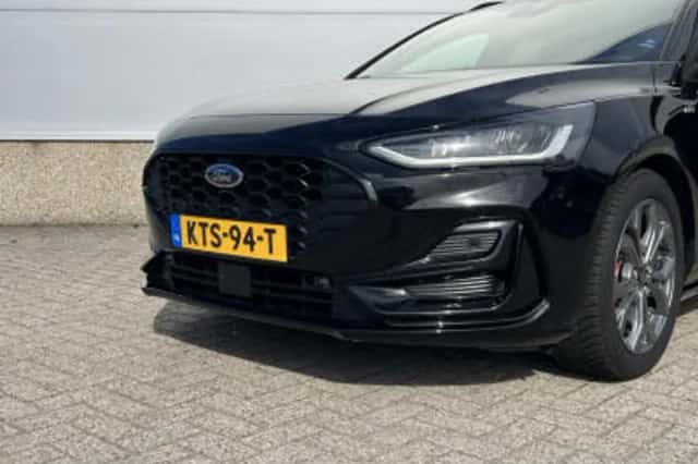 Ford Focus (2025) thumbnail 6