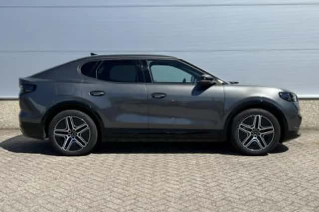 Ford Capri (2024) thumbnail 4