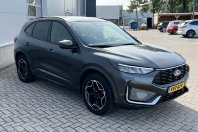 Ford Kuga (2026) thumbnail 3