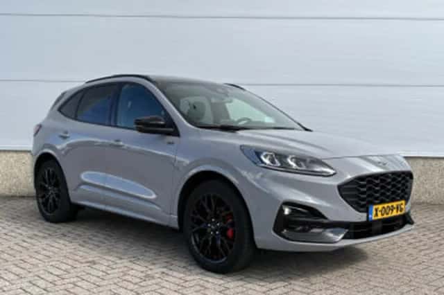 Ford Kuga (2024) thumbnail 4