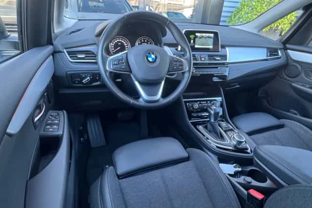 BMW 2-Serie Active Tourer (2020) thumbnail 2