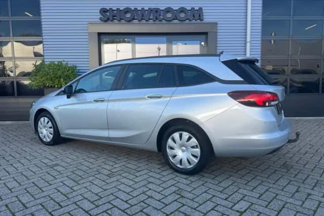 Opel Astra (2017) thumbnail 4