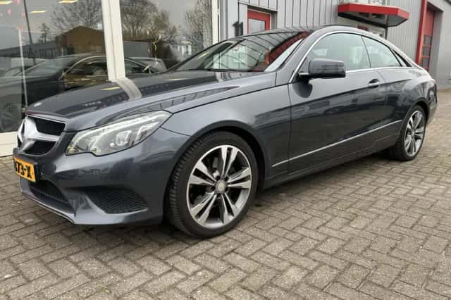 Mercedes-Benz E-Klasse (2015) thumbnail 4