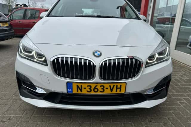 BMW 2-Serie Active Tourer (2021) thumbnail 3
