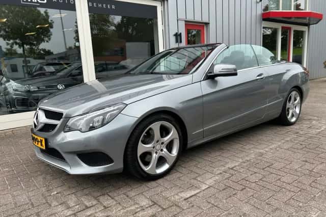 Mercedes-Benz E-Klasse (2015) thumbnail 4
