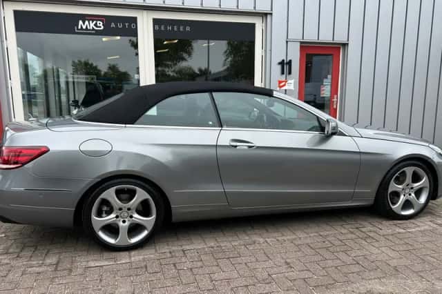 Mercedes-Benz E-Klasse (2015) thumbnail 6