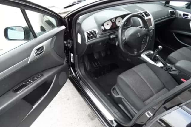 Peugeot 407 (2008) thumbnail 6