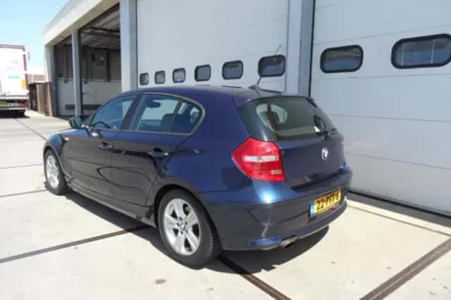 BMW 1-Serie (2011) thumbnail 2