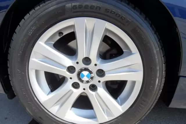 BMW 1-Serie (2011) thumbnail 5