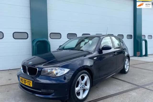 BMW 1-Serie (2008) thumbnail 1