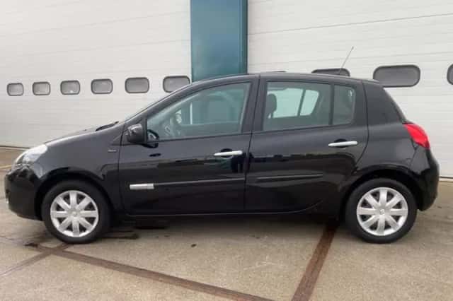 Renault Clio (2012) thumbnail 3