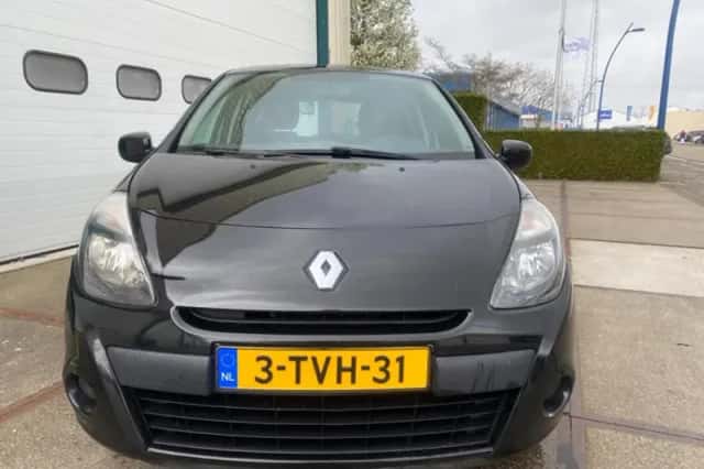 Renault Clio (2012) thumbnail 4