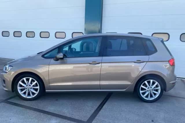 Volkswagen Golf Sportsvan (2014) thumbnail 3