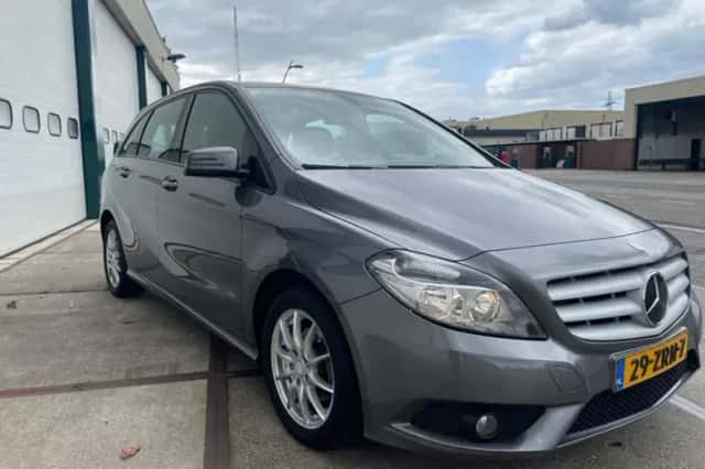Mercedes-Benz B-Klasse (2013) thumbnail 5