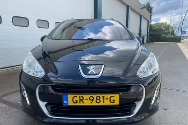 Peugeot 308 (2013) thumbnail 5