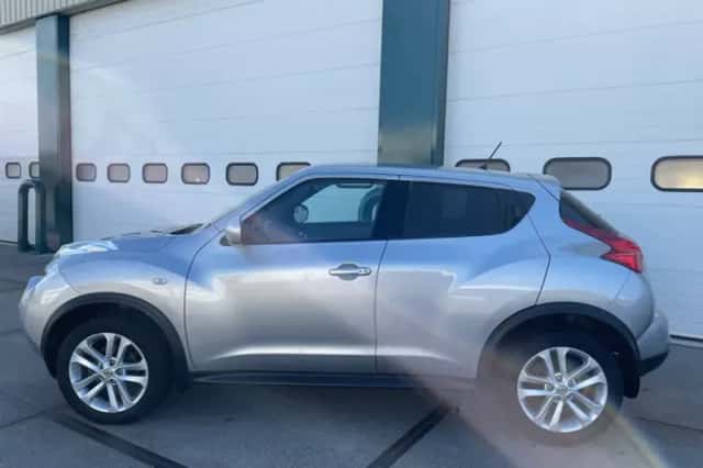 Nissan Juke (2011) thumbnail 3