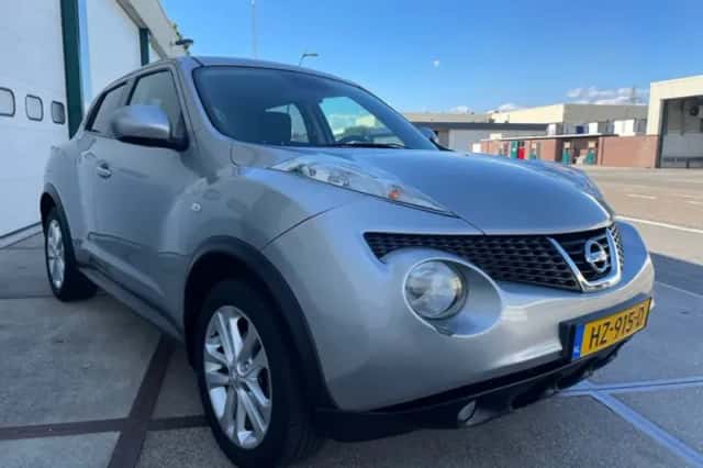 Nissan Juke (2011) thumbnail 6