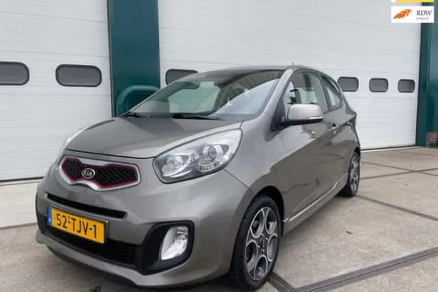 Kia Picanto (2012) thumbnail 1