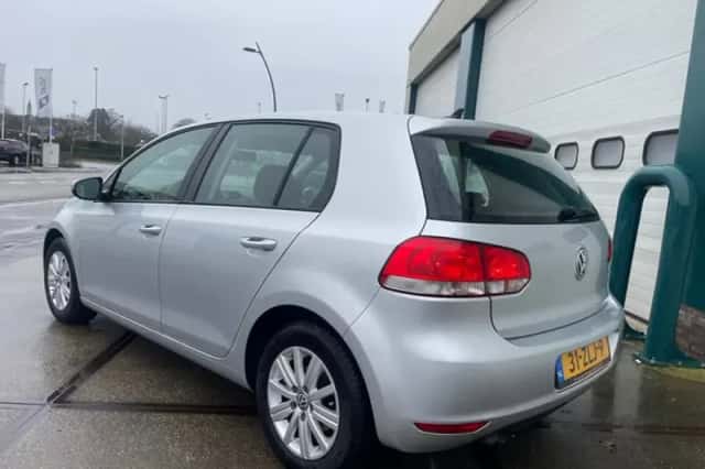 Volkswagen Golf (2013) thumbnail 2
