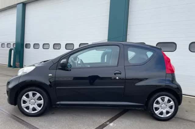 Peugeot 107 (2009) thumbnail 3
