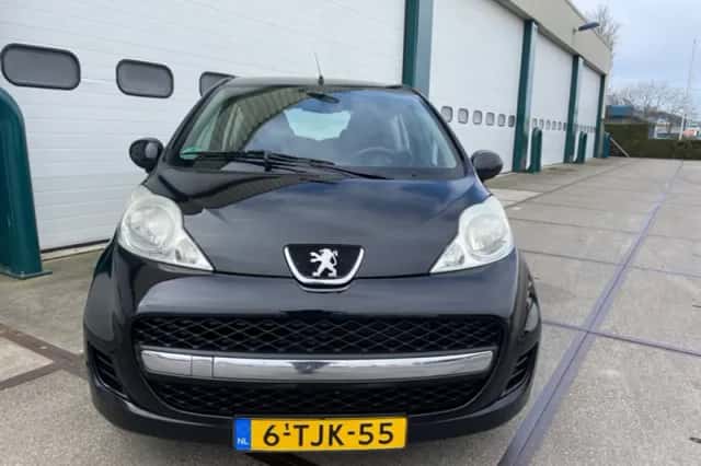 Peugeot 107 (2009) thumbnail 4