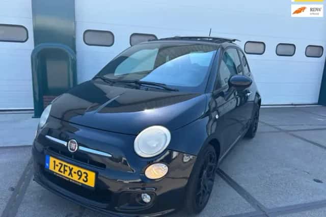 Fiat 500 (2014) thumbnail 1