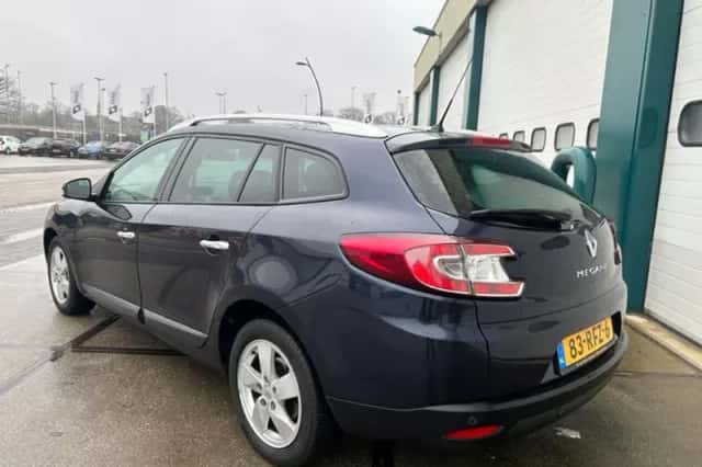 Renault Mégane (2011) thumbnail 2