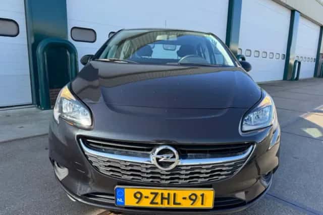 Opel Corsa (2015) thumbnail 4