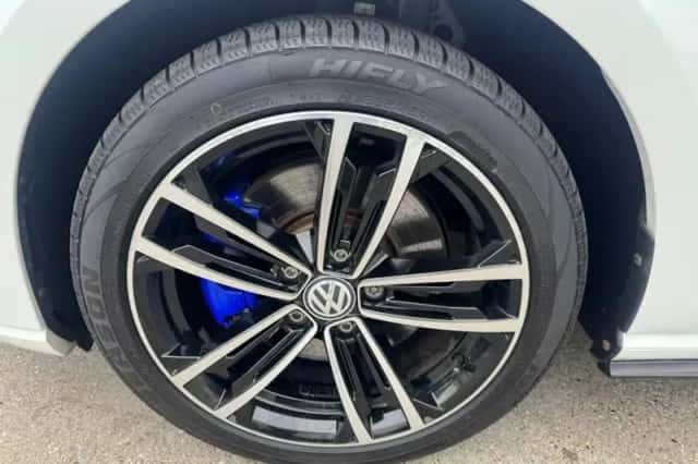 Volkswagen Golf (2016) thumbnail 4