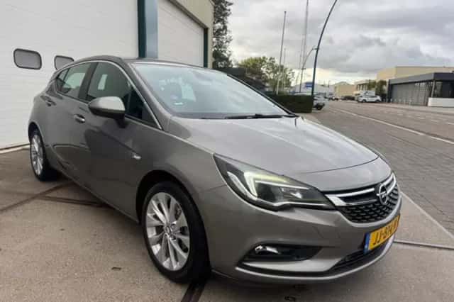 Opel Astra (2016) thumbnail 6