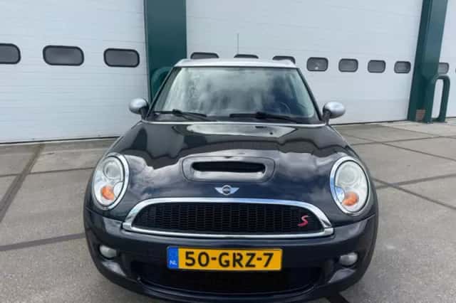 MINI Clubman (2008) thumbnail 4