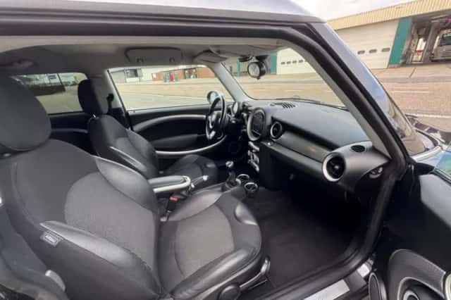 MINI Clubman (2008) thumbnail 6