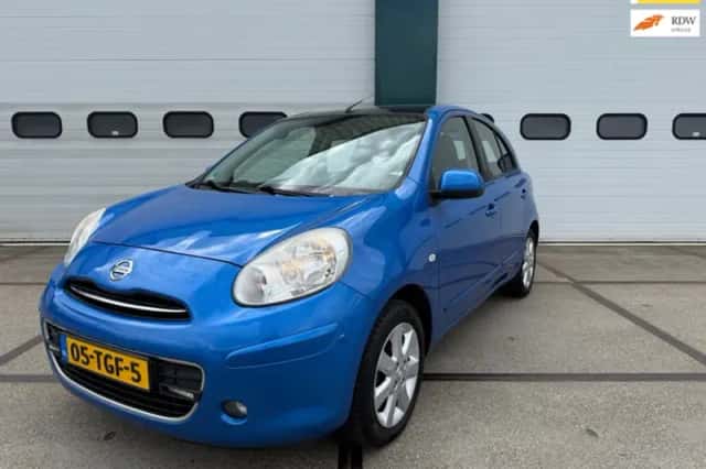 Nissan Micra (2012) thumbnail 1