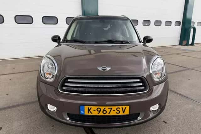 MINI Countryman (2013) thumbnail 4