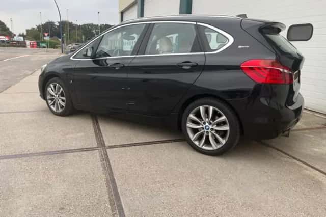 BMW 2-Serie Active Tourer (2016) thumbnail 3