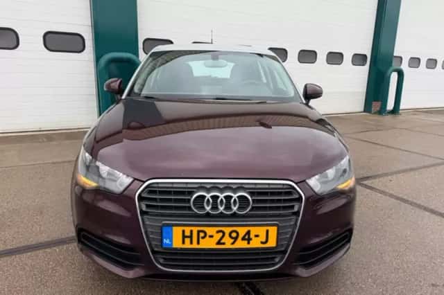 Audi A1 (2012) thumbnail 6