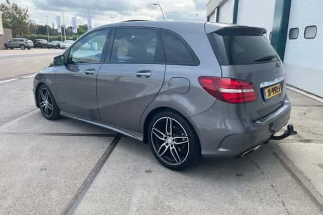 Mercedes-Benz B-Klasse (2016) thumbnail 2