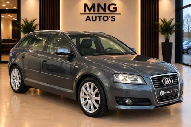 Audi A3 (2010) thumbnail 4