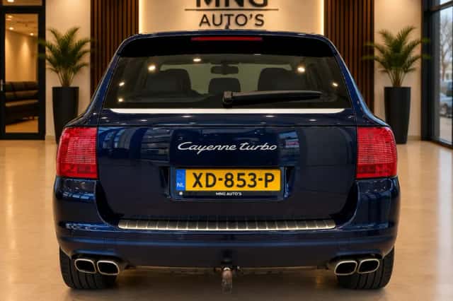 Porsche Cayenne (2003) thumbnail 6