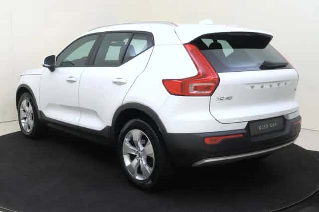 Volvo XC40 (2020) thumbnail 4
