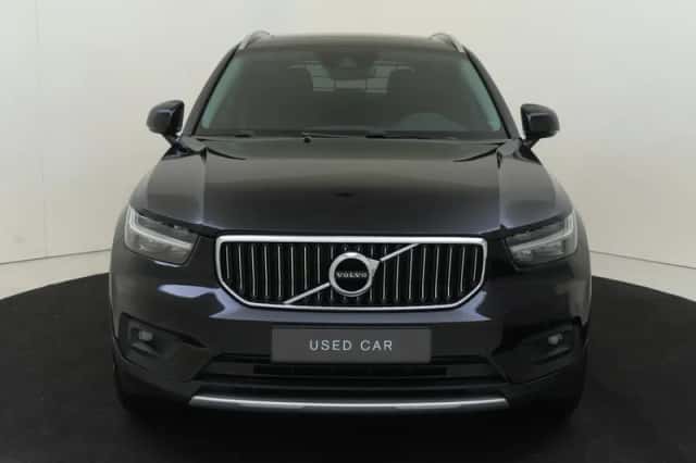 Volvo XC40 (2020) thumbnail 3