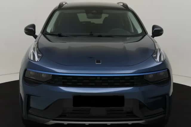 Lynk & Co 01 (2023) thumbnail 2