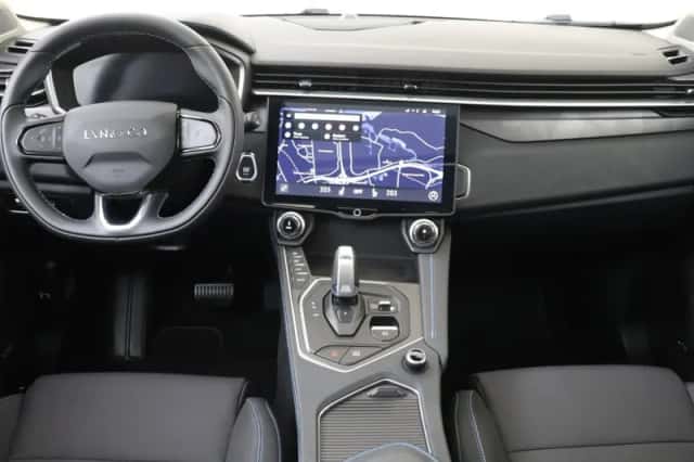 Lynk & Co 01 (2023) thumbnail 6