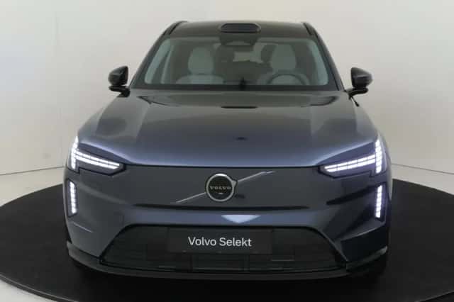 Volvo EX90 (2025) thumbnail 4